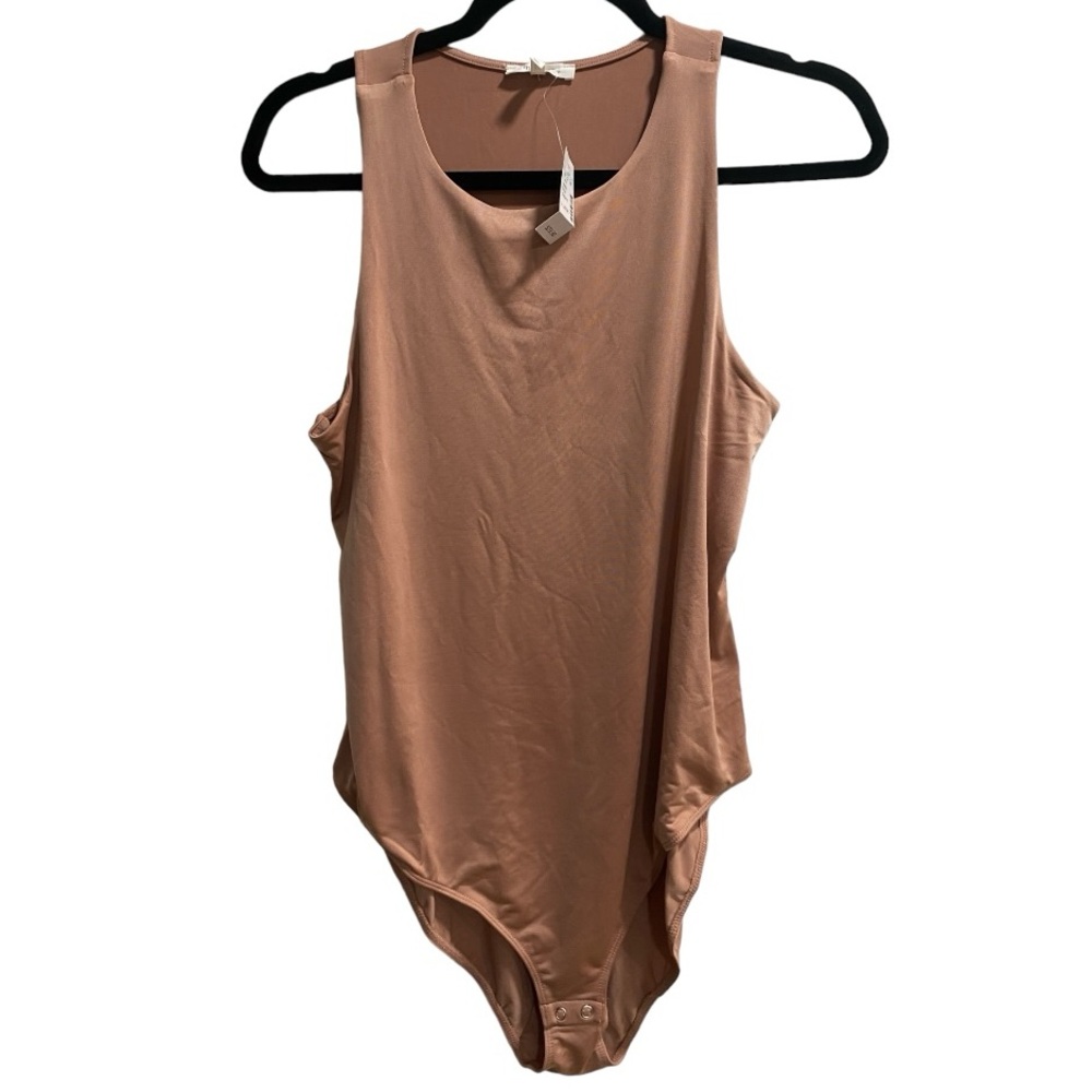 Maurices NWT Sleeveless Bodysuit, size XL, Dusty Rose‎